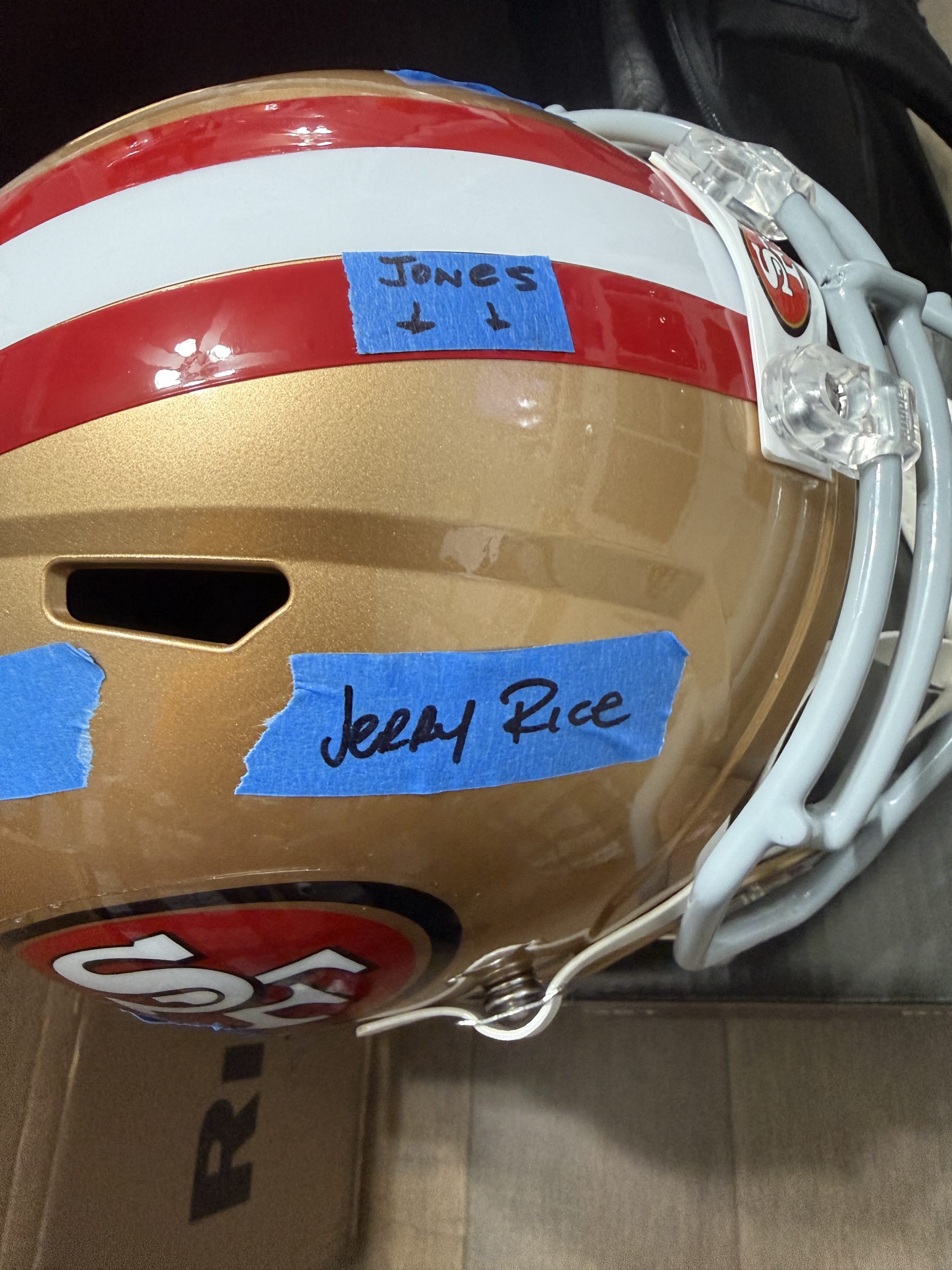 Full helmet labeling 5