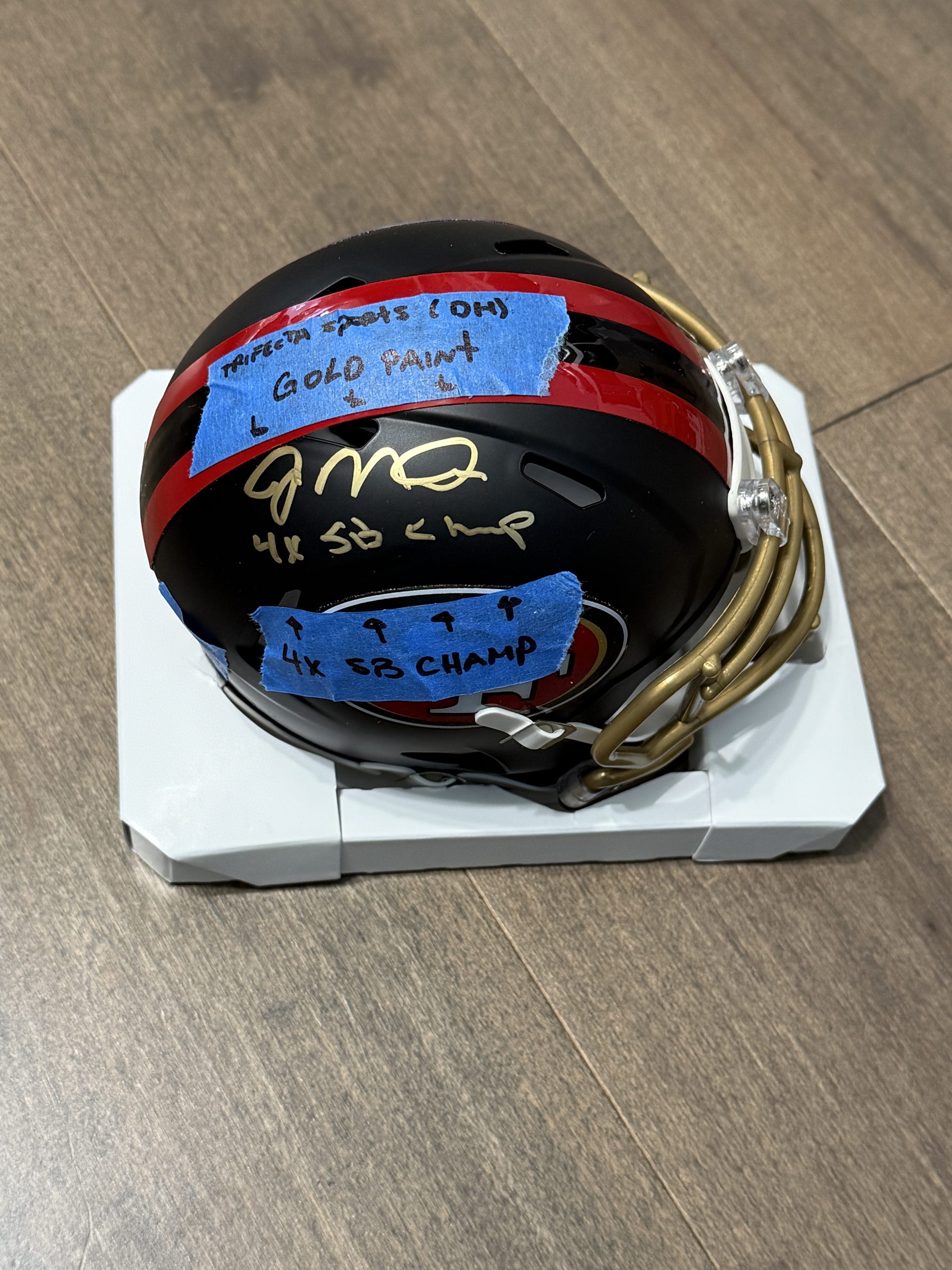 Mini helmet labeling 3