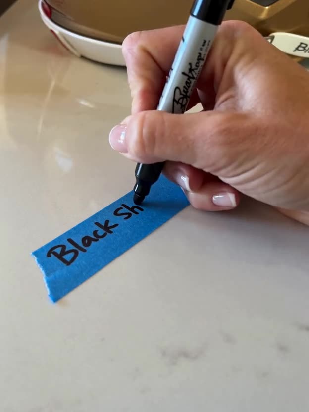 How to label Full Size Helmets